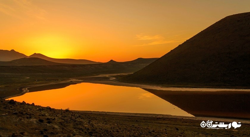 سرگرمی دریاچه دهانه آتشفشان مکه شهر ترکیه کشور قونیه
