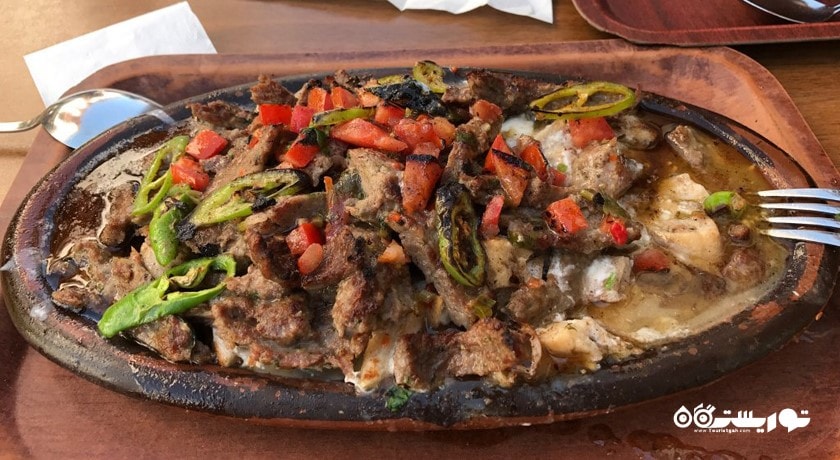 رستوران رستوران تیریتجی میت هات شهر قونیه 