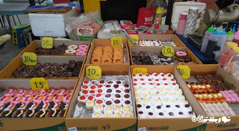 مرکز خرید بازار شبانه چیلوا شهر تایلند کشور پوکت