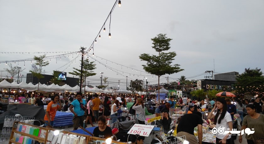 مرکز خرید بازار شبانه چیلوا شهر تایلند کشور پوکت