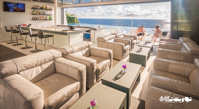 محوطه نشیمن بار سان ست