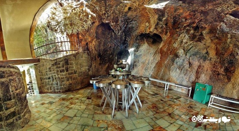  زیارتگاه پیر سبز چک چک شهرستان یزد استان اردکان