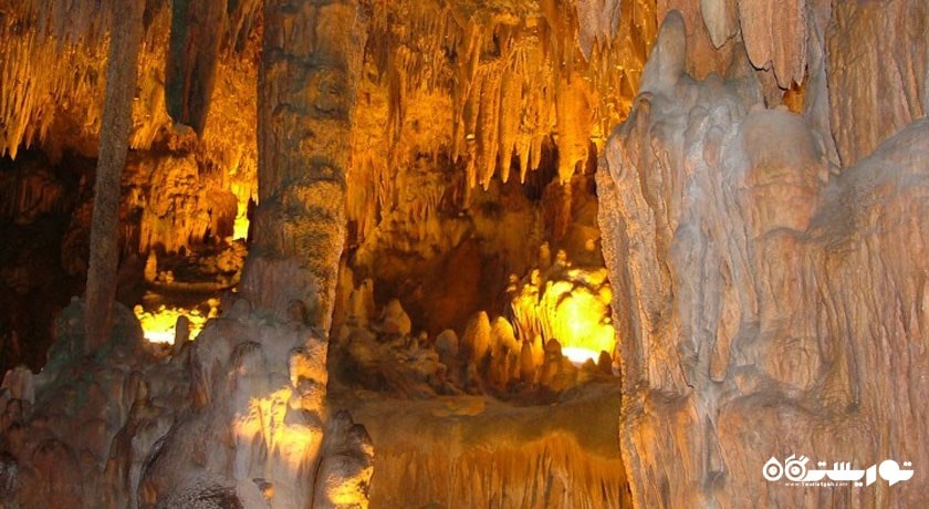  غار کارائین شهر ترکیه کشور آنتالیا