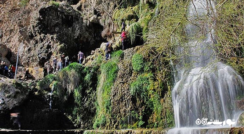  آبشار نیاسر شهرستان اصفهان استان کاشان