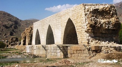  پل شکسته شاپوری شهرستان لرستان استان خرم آباد