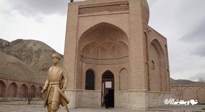 آرامگاه سید صدر الدین (بنای یادبود چالدران) -  شهر آذربایجان غربی