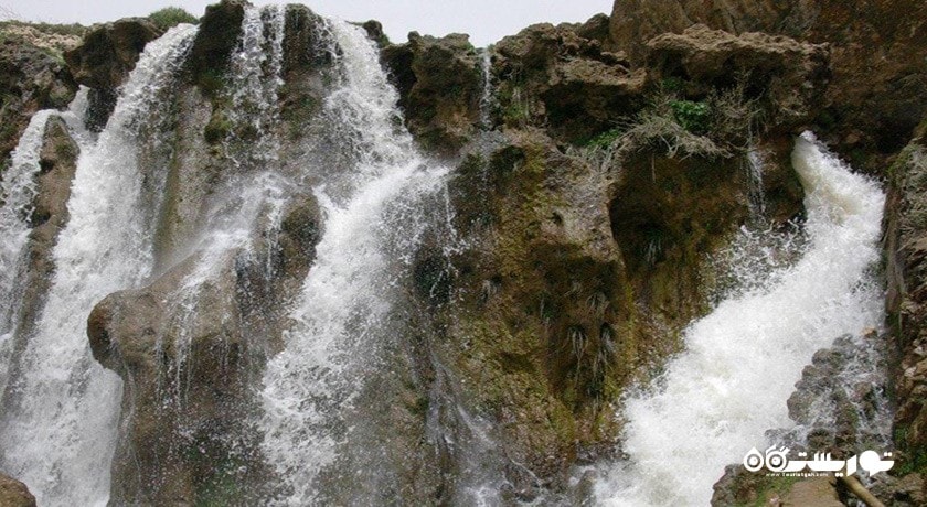  آبشار شیخ علی خان شهرستان چهار محال و بختیاری استان کوهرنگ