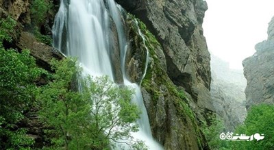  آبشار آب سفید شهرستان لرستان استان الیگودرز