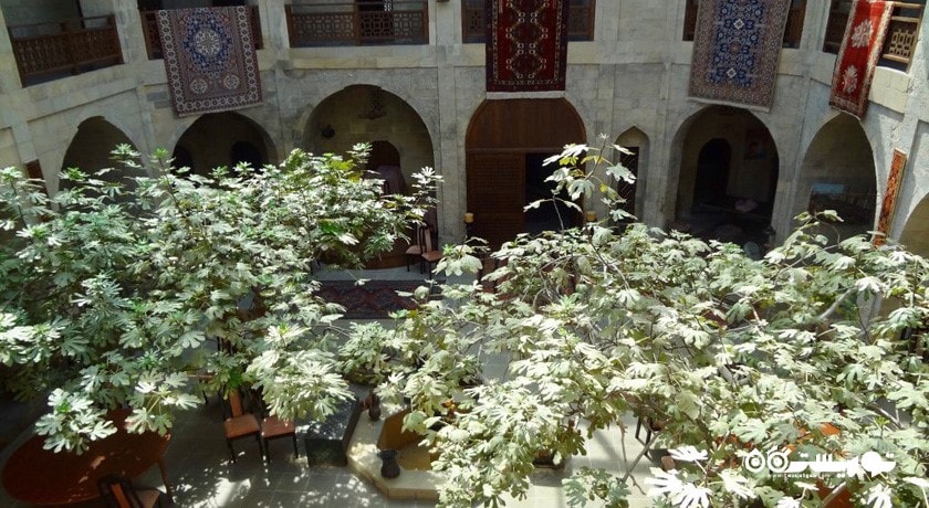 رستوران موقام کلاب شهر باکو 