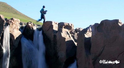  آبشار آفرینه شهرستان لرستان استان پل دختر	