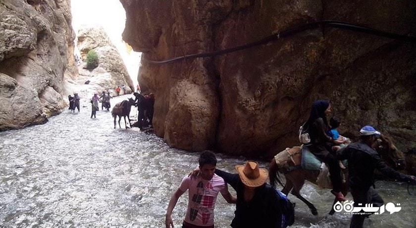  تنگه واشی شهرستان تهران استان فیروزکوه