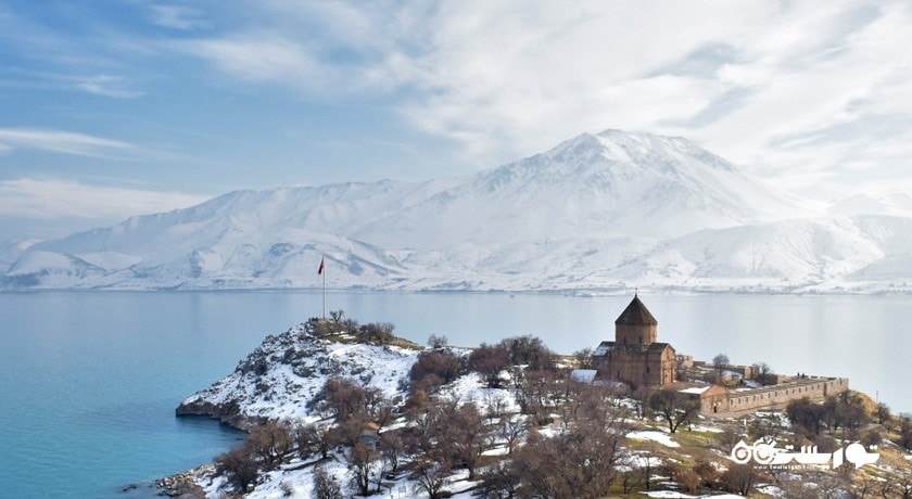 جزیره آکدامار یا آختامار -  شهر وان