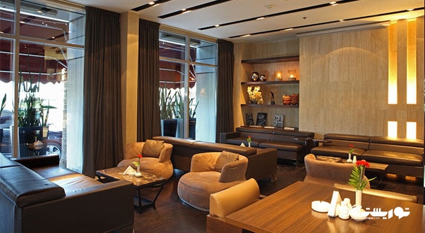 محوطه نشیمن لانج بار هتل