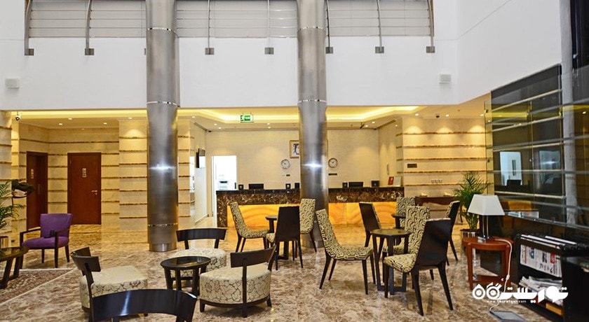 کافه باتر فلای هتل آپارتمان دوناتلو