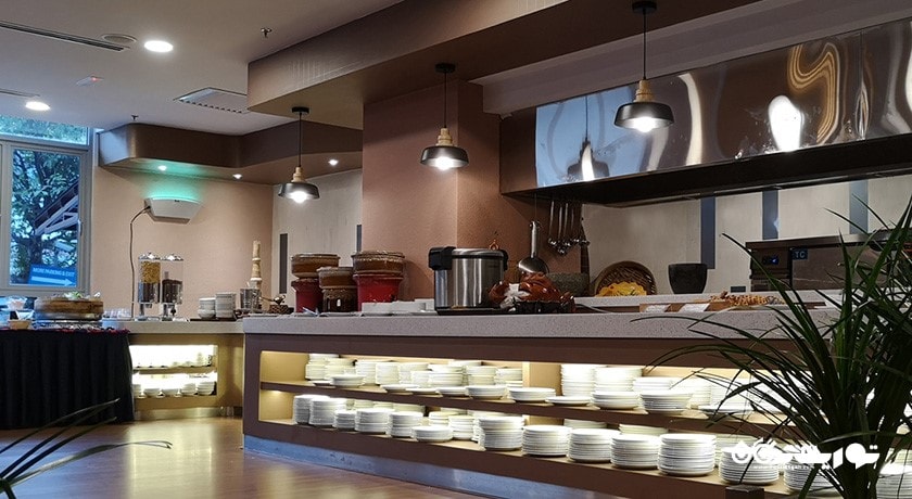 سرامبی کافه هتل مالوری