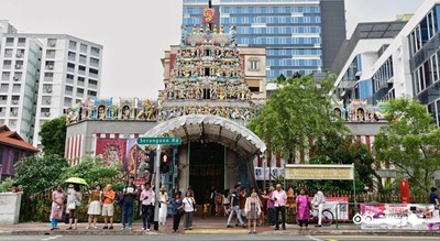  معبد سری وراما کالیامان شهر سنگاپور کشور سنگاپور