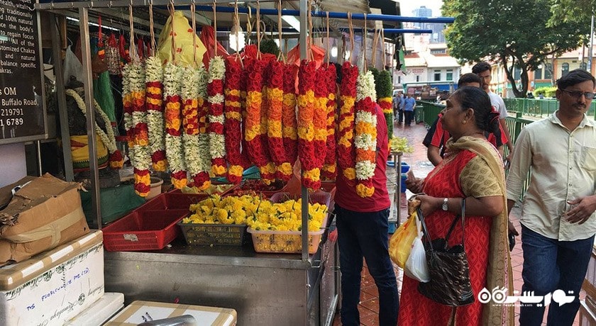 مرکز خرید تکا سنتر شهر سنگاپور کشور سنگاپور