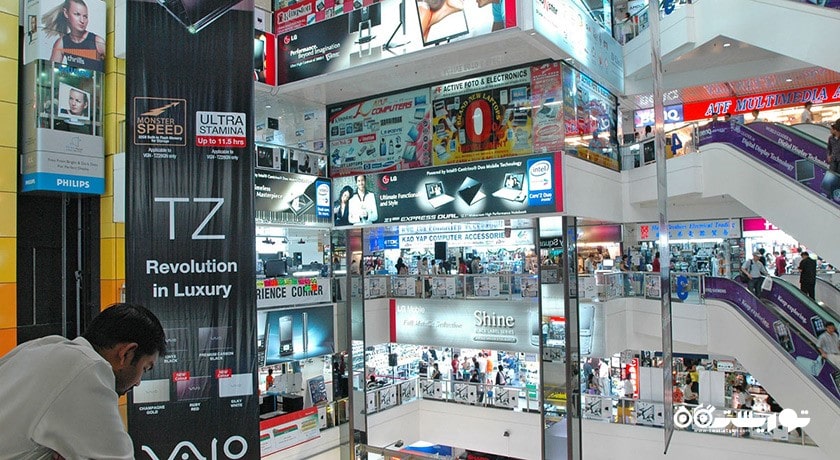 مرکز خرید مرکز خرید سیم لیم اسکوئر شهر سنگاپور کشور سنگاپور