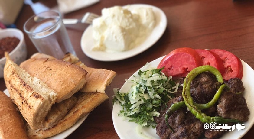 رستوران رستوران کوفته چی صالح ارسلان شهر ازمیر 