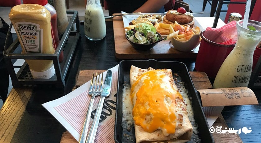 رستوران کافه بیسکوییت شهر ازمیر 
