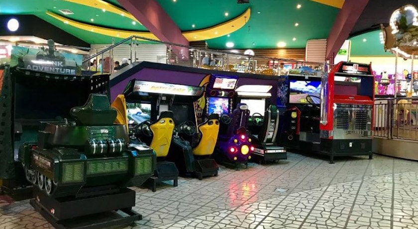 قلعه سحرآمیز -  شهر تهران