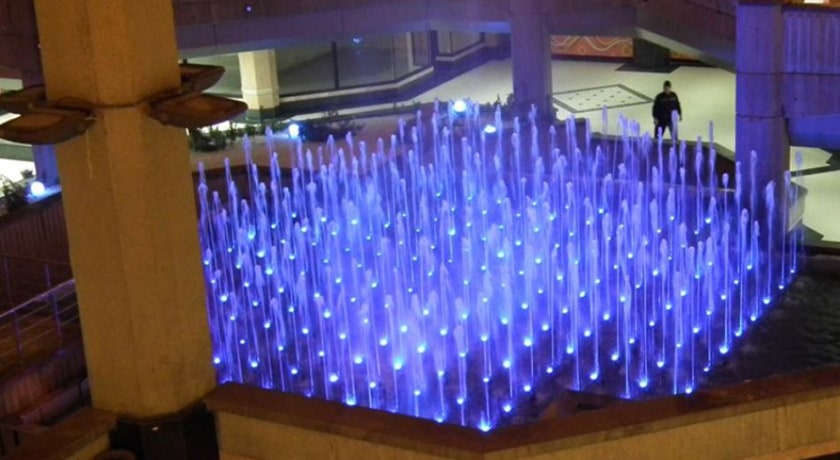  مرکز خرید ارگ جهان نما شهر اصفهان استان اصفهان