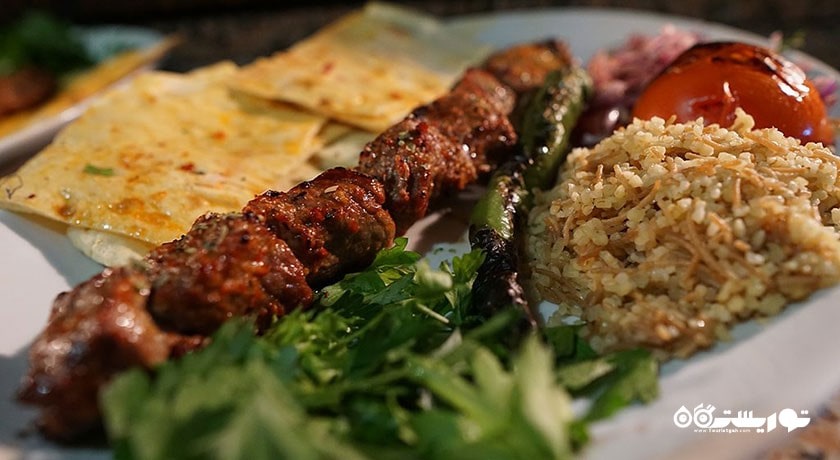 رستوران اتانتیک اجاکباشی -  شهر بدروم