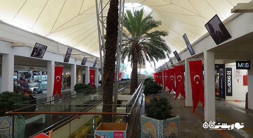 مرکز خرید مرکز خرید اوسیس شهر ترکیه کشور بدروم