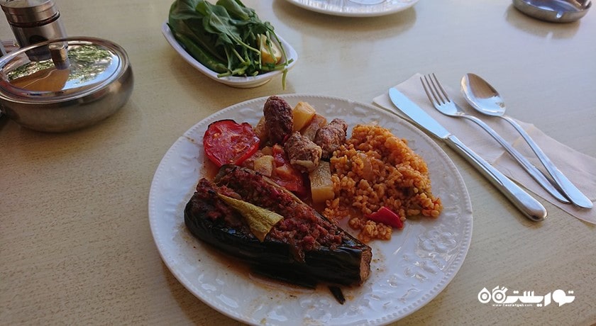 رستوران رستوران مریم انا مانتی اوی شهر مارماریس 