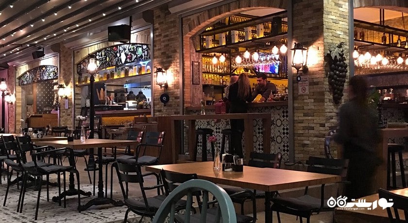 رستوران کافه رستوران پوکا بیچ شهر مارماریس 