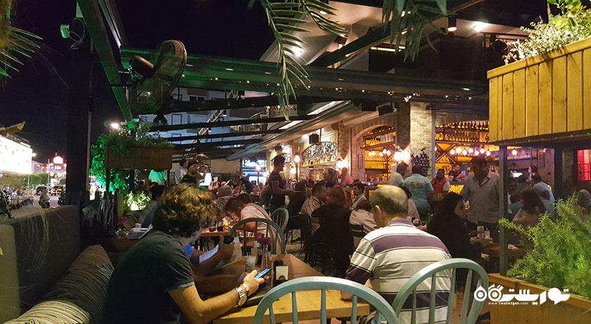 رستوران کافه رستوران پوکا بیچ شهر مارماریس 