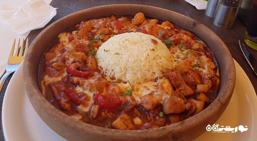 رستوران رستوران اویز شهر مارماریس 