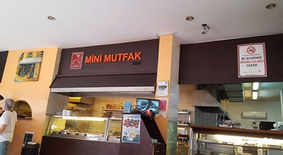 رستوران رستوران مینی موفتاک شهر آلانیا 