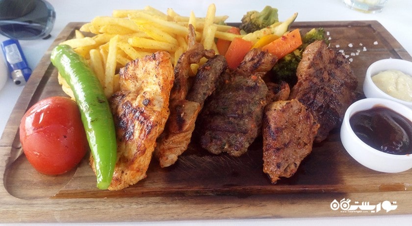 رستوران رستوران ماهپری شهر آلانیا 