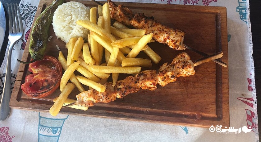 رستوران رستوران جاده بالیک اند ات شهر آلانیا 