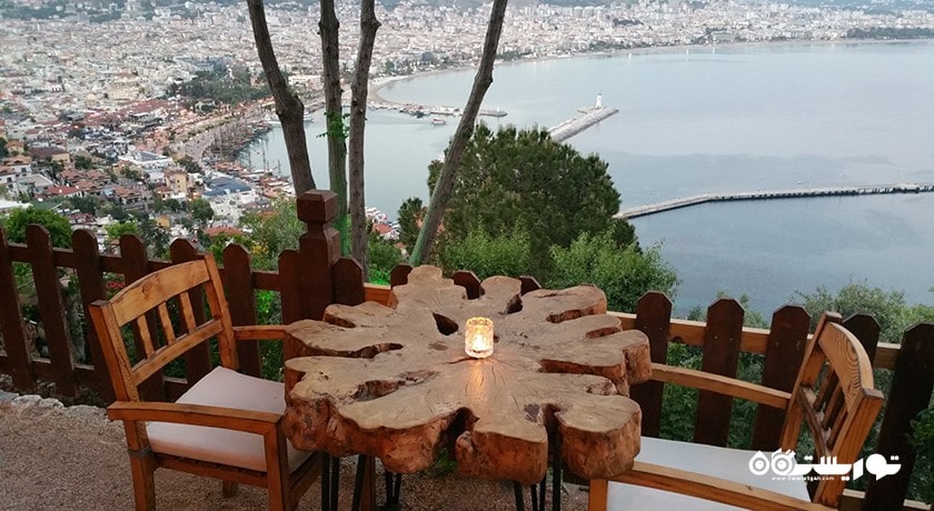 رستوران رستوران کاله پانوراما شهر آلانیا 