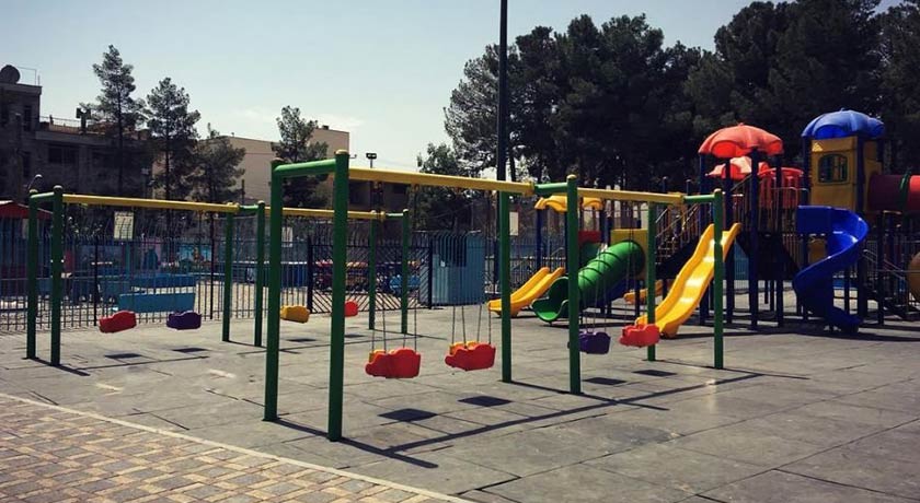  پارک  طالقانی شهر تهران استان تهران