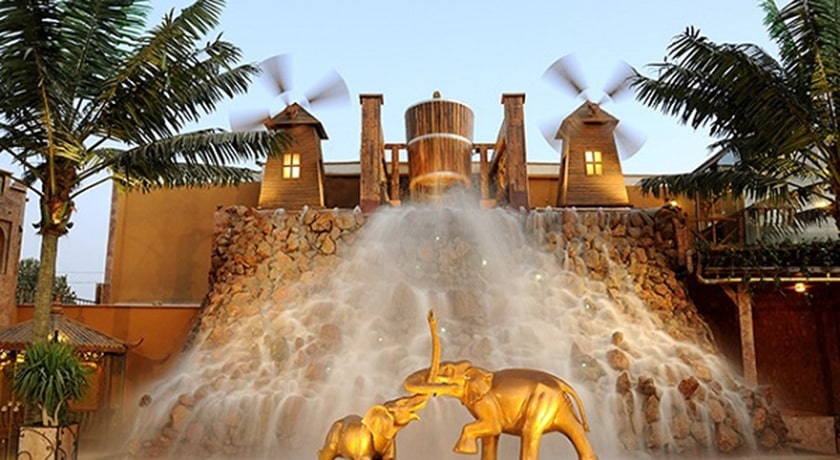 باغ رستوران شب نشین -  شهر اصفهان