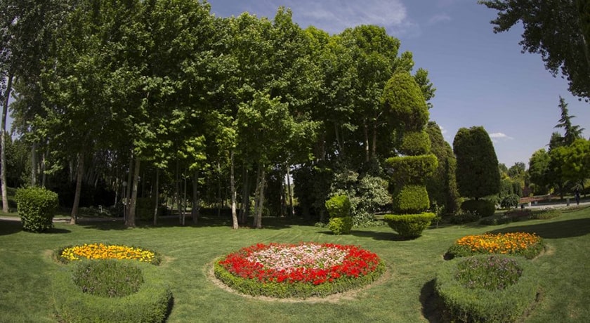  باغ گلها اصفهان شهر اصفهان استان اصفهان