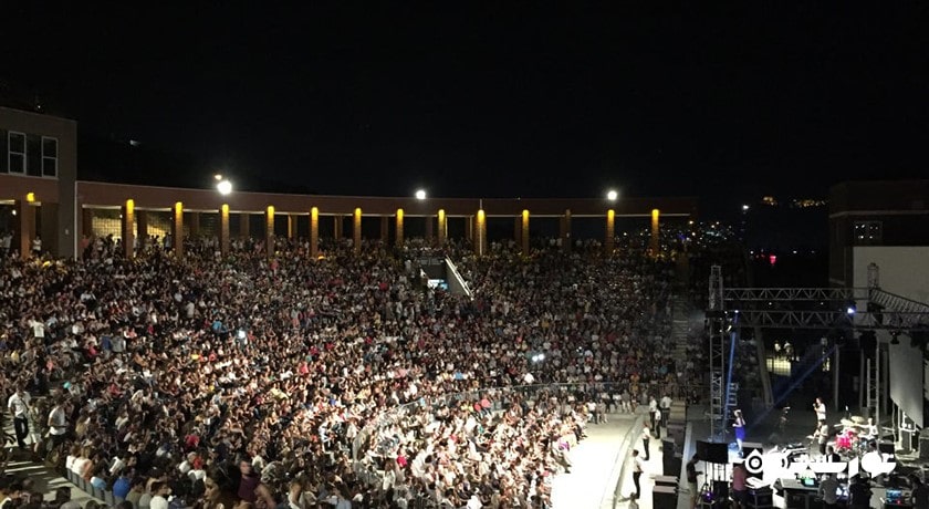 سرگرمی سالن تئاتر روباز آلانیا شهر ترکیه کشور آلانیا