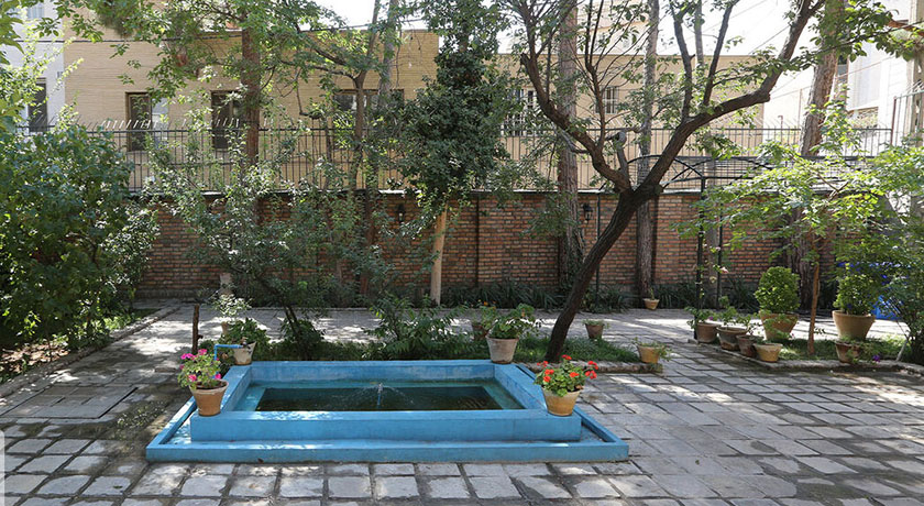  خانه موزه سیمین دانشور و جلال آل احمد شهرستان تهران استان تهران