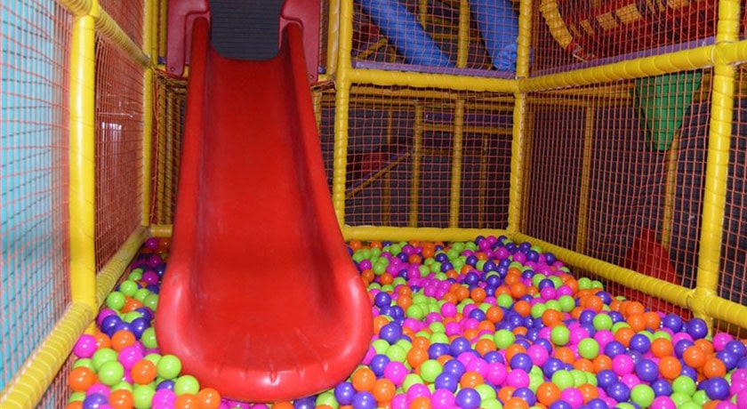  شهربازی هورا پارک شهر تهران استان تهران