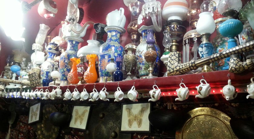 رستوران قهوه خانه و دیزی سرای چاه حاج میرزا (آزادگان) شهر اصفهان 