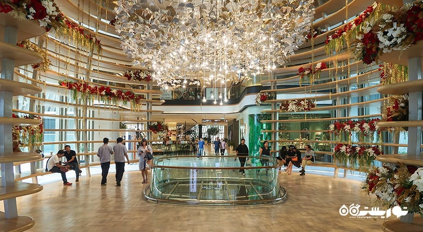 مرکز خرید مرکز خرید گیسورن ویلج شهر تایلند کشور بانکوک