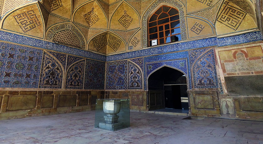  مسجد جامع اصفهان (مسجد جمعه یا عتیق) شهرستان اصفهان استان اصفهان