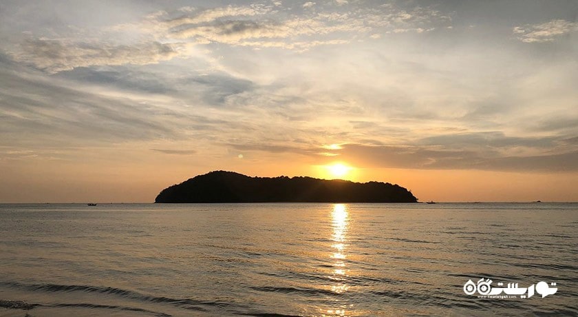 سرگرمی ساحل پانتای تنگا شهر مالزی کشور لنکاوی