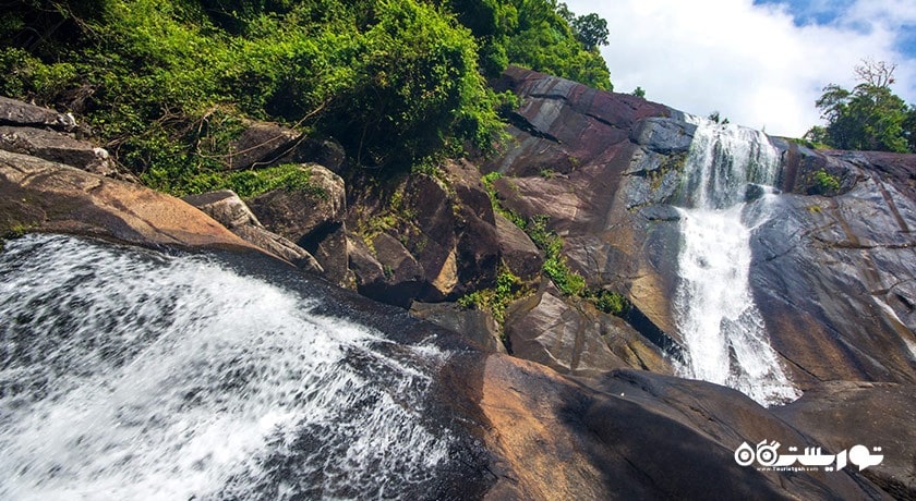  آبشارهای تلاگا توجو شهر مالزی کشور لنکاوی