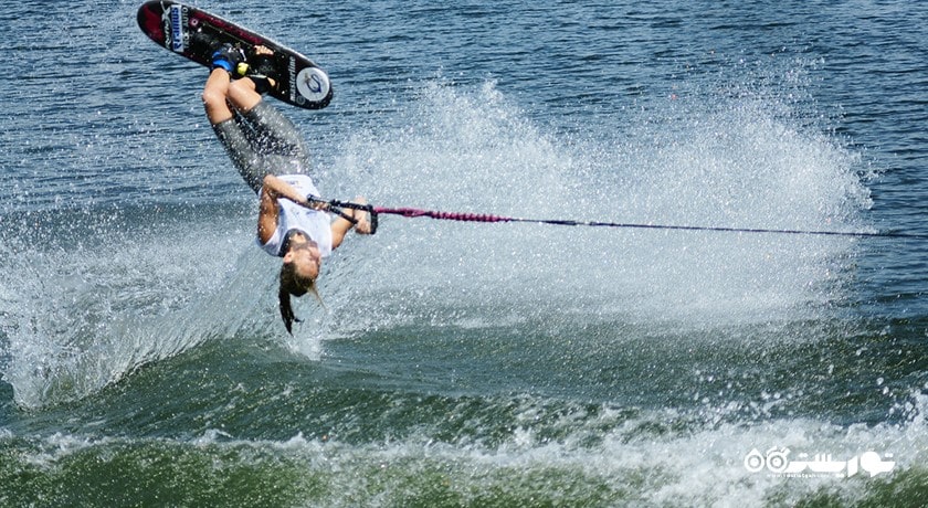 سرگرمی ویک بوردینگ در لنکاوی شهر مالزی کشور لنکاوی