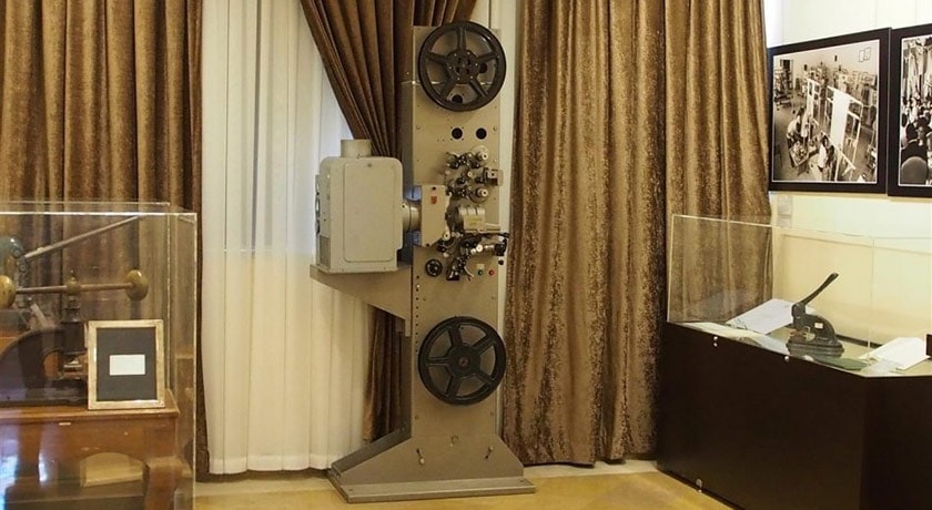  موزه آلبوم های سلطنتی و اسناد سعدآباد شهرستان تهران استان تهران