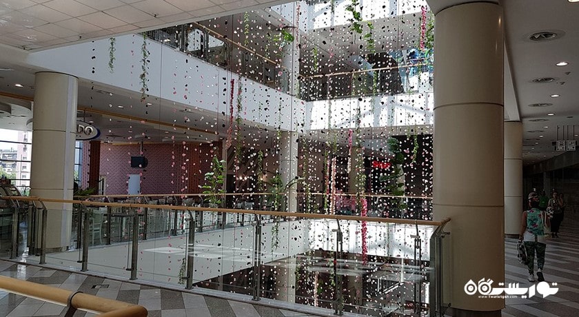 مرکز خرید مال وارنا شهر بلغارستان کشور وارنا